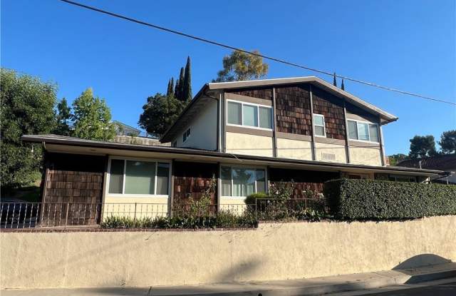 22640 Crespi Street photos photos