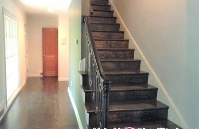 2417 Jefferson Ter Gallery 2