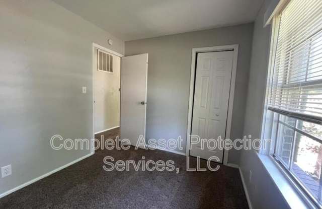 904 Tall Timber Dr Gallery 4