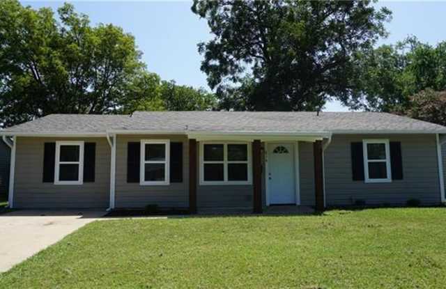 814 Aransas Drive - 814 Aransas Drive, Euless, TX 76039