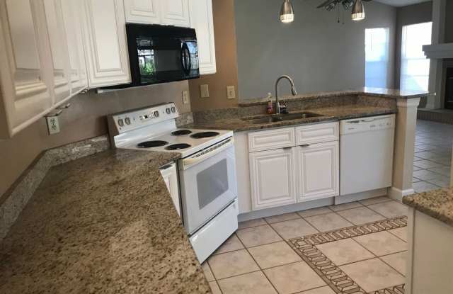 10402 Nightengale Dr. Gallery 4