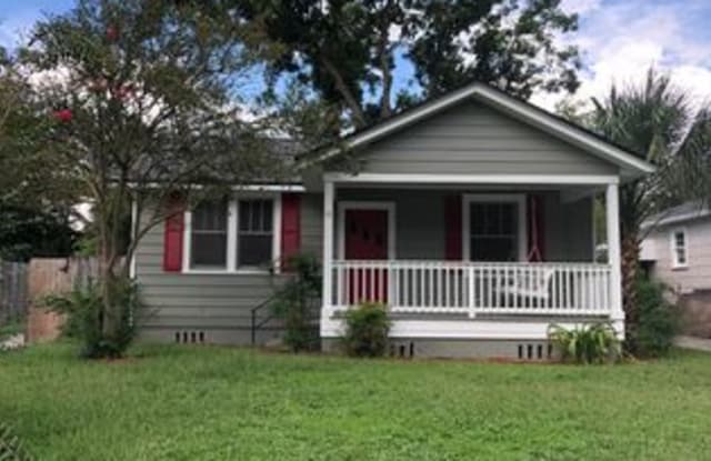 2767 Dellwood Avenue - 2767 Dellwood Ave, Jacksonville, FL 32205