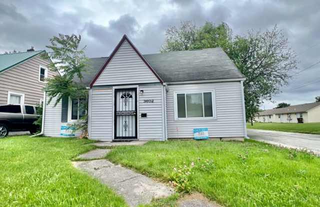 NEW LISTING! 3 Bedroom House! photos photos