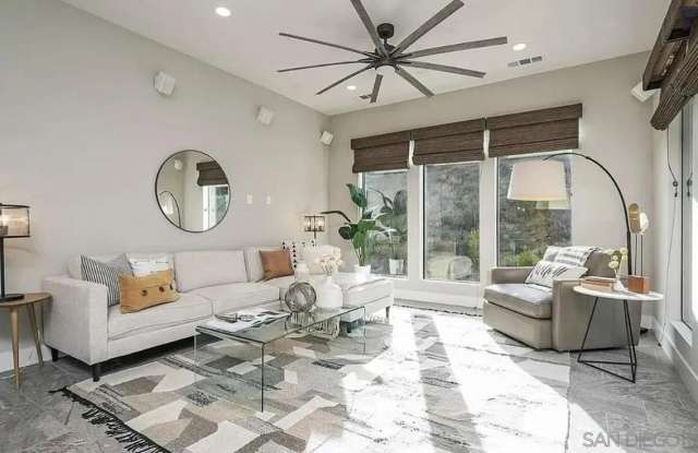 8434 Distinctive Dr Gallery 2