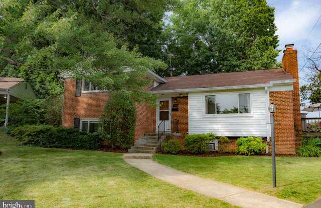 7414 LEIGHTON DRIVE Gallery 3