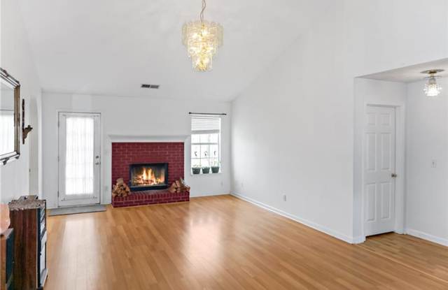 4365 Brookridge Drive Gallery 2
