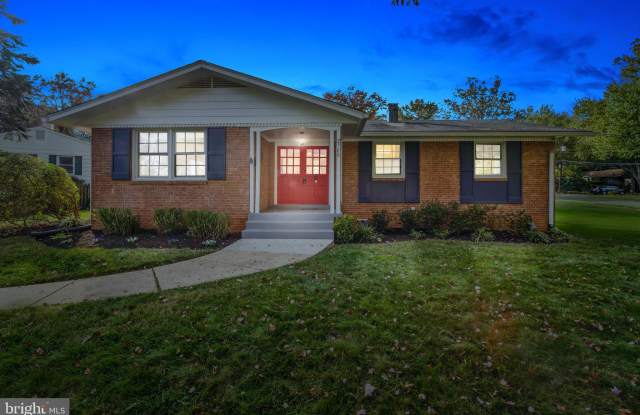 2700 BOWLING GREEN DRIVE - 2700 Bowling Green Drive, Dunn Loring, VA 22180