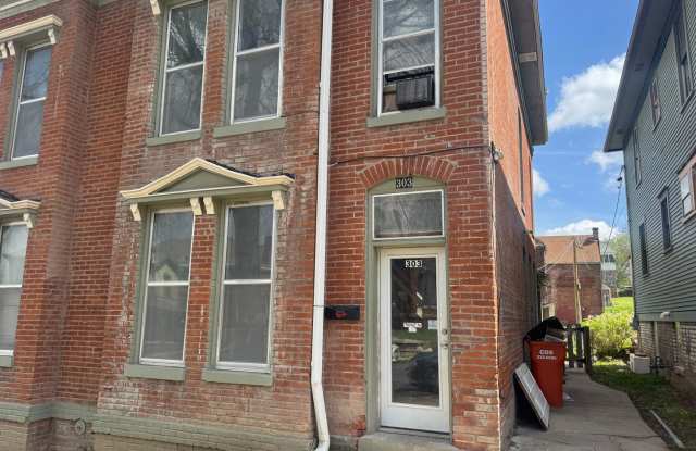 301 S 13th St. St. Joseph, MO 64501 photos photos