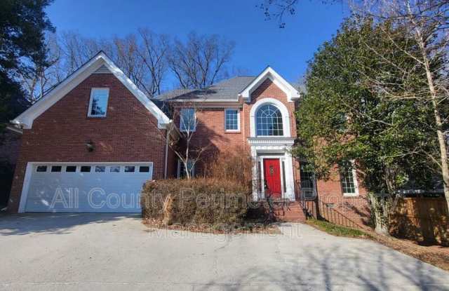 2438 Kings Arms Dr NE photos photos