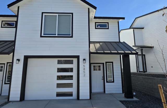 5852 W 40th Ct Gallery 1