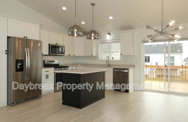 2584 66th Avenue South Gallery 2