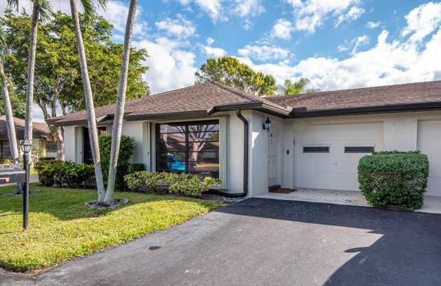 4760 Greentree Way Gallery 2