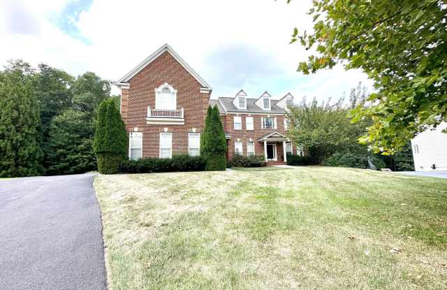 22454 PINE RIDGE COURT Gallery 2