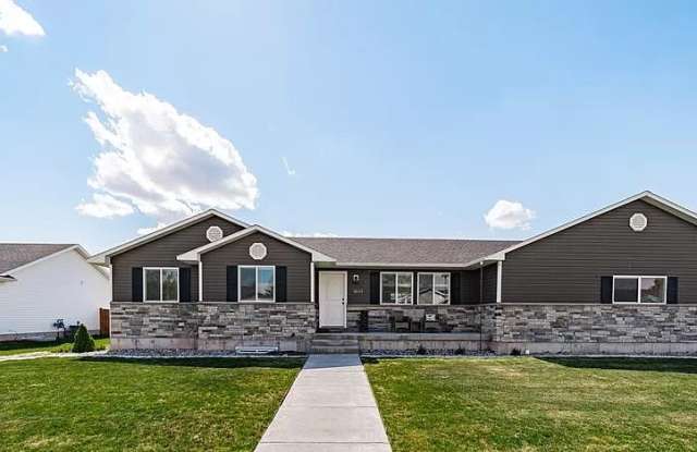 3111 Sunlight Dr photos photos
