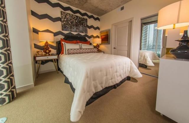 1645 Main St - 1645 Main St, Houston, TX 77002