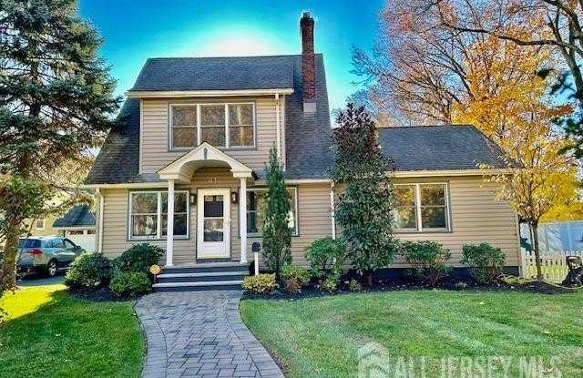 41 Plainfield Avenue Gallery 3