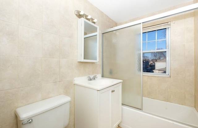 246 Farrington Street - 1 Gallery 4