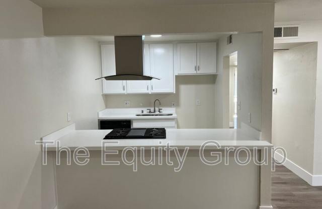 3525 W Campus Ave -6 photos photos