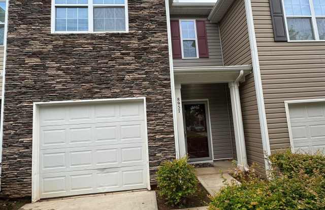 8957 Bradstreet Commons Way - 1 photos photos