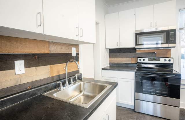 Updated House on the South Side photos photos