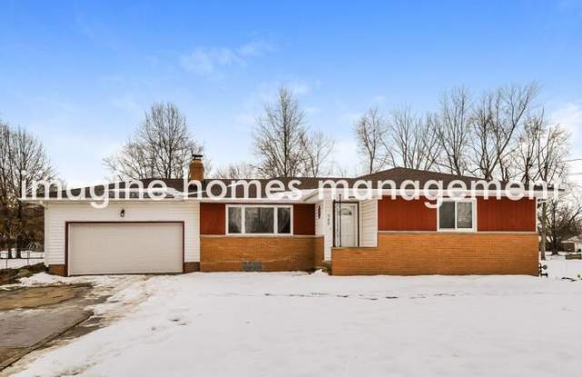 988 Cessna Drive photos photos