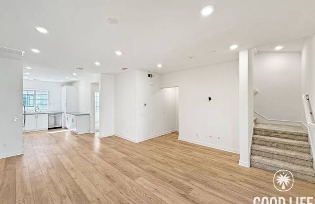 4366 Pacifica Way Gallery 2