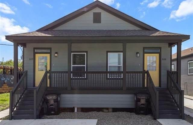 3114 CLOUET Street photos photos