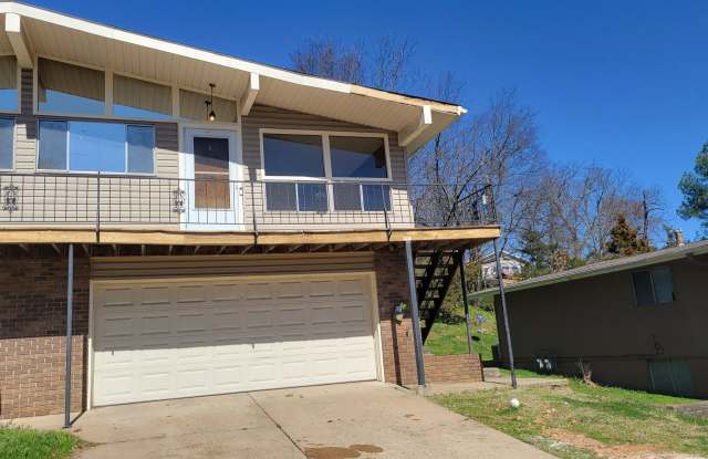 300 Sierra Madre Dr photos photos