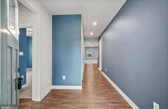 2152 NOTTOWAY Drive Gallery 3