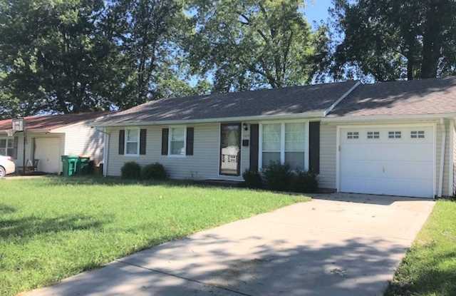 105 Spruce St - 105 Spruce Street, O'Fallon, IL 62269
