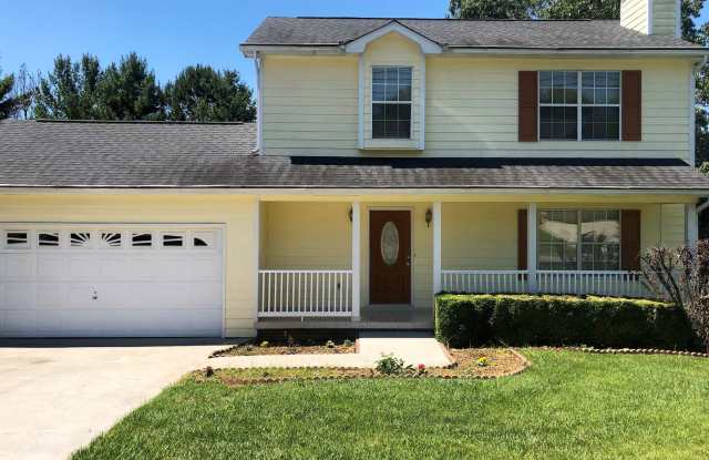 PRICE REDUCTION!! WEST KNOXVILLE 2 STORY WITH A 2 CAR GARAGE - 1420 Pheasants Glen Drive, Knox County, TN 37923