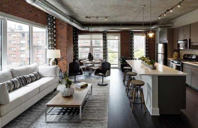 842 S Clark Gallery 2