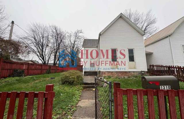 Three Bedroom House | Updated  Move In Ready! photos photos