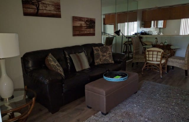 129 Woodlake Wynde Gallery 3