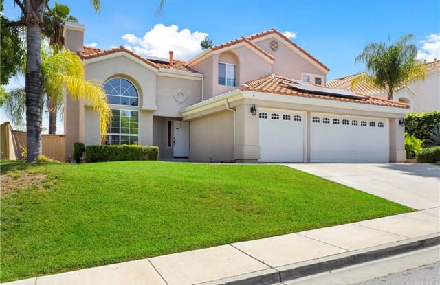6 Bella Lucia - 6 Bella Lucia, Lake Elsinore, CA 92532