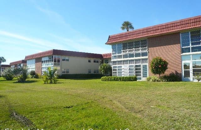 101 Spring Lake Drive #201 - 101 Spring Lake Drive, Florida Ridge, FL 32962