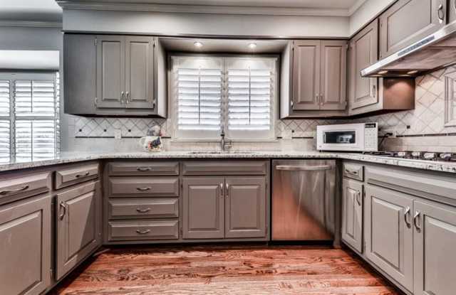 915 Hickory Oak Hollow Gallery 2