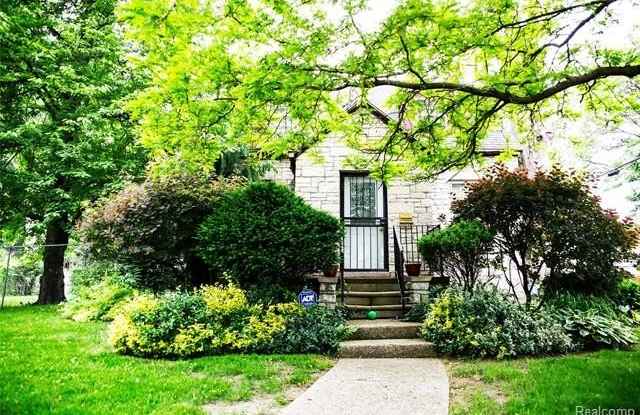 15517 Evergreen Road photos photos