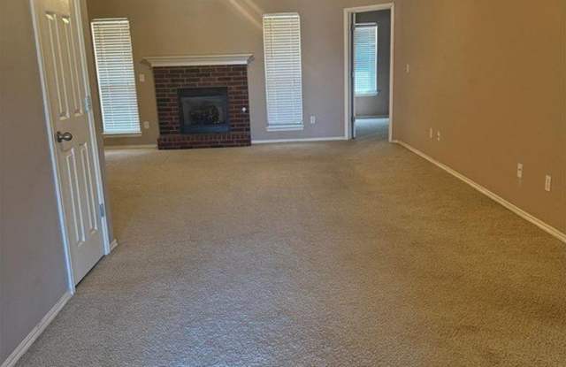 400 S Castle Ridge Lane Gallery 3