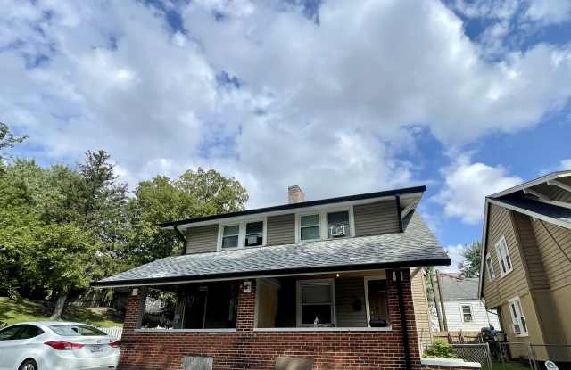2405 E 16th St photos photos