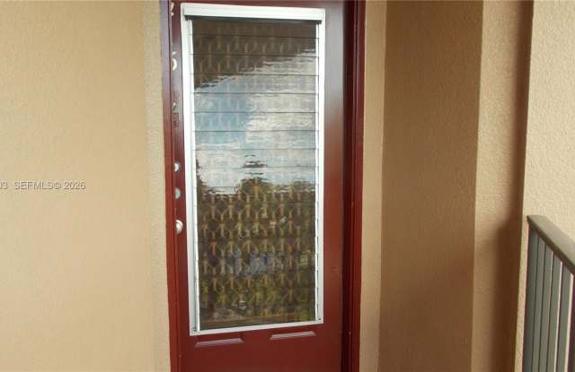 1400 SW 124th Ter photos photos