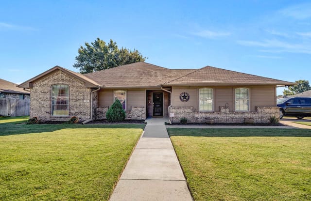 100 Bois D Arc Drive - 100 Bois D Arc Drive, Bullard, TX 75757 100 Bois D Arc Drive - 100 Bois D Arc Drive, Bullard, TX 75757