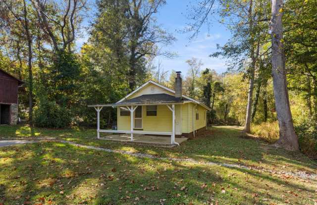 Updated Cottage on Haw Creek! - 8 Shady Circle, Asheville, NC 28805 Updated Cottage on Haw Creek! - 8 Shady Circle, Asheville, NC 28805