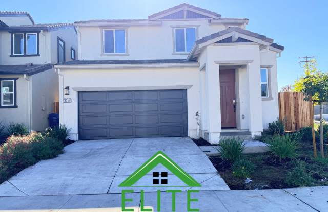Located in the newly developed Park Place neighborhood - 5281 Senesta Circle, Lemon Hill, CA 95824