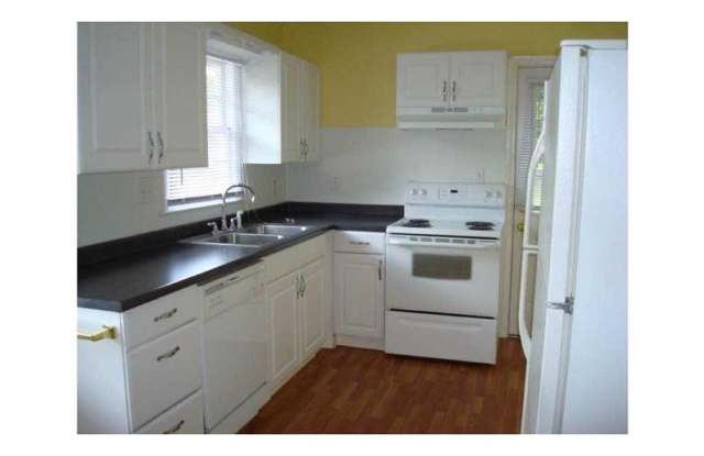 3382 Ridgecrest Road SE Gallery 2