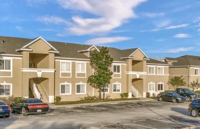 3 Bedroom Condo in Gated Community - 9518 Newdale Way, Riverview, FL 33578