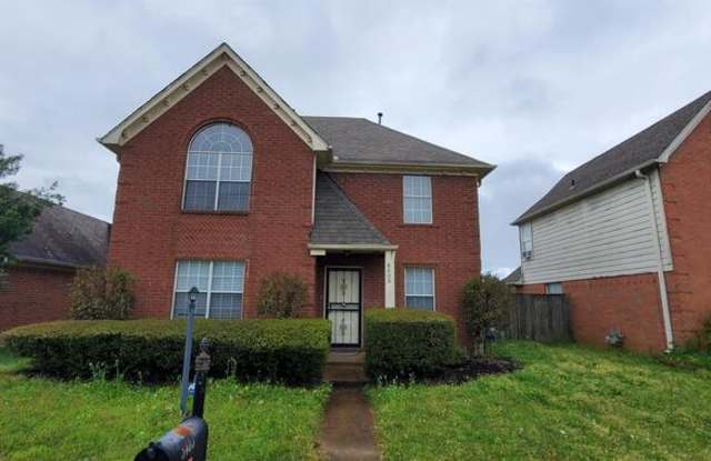 8403 Creek Front Drive Gallery 1