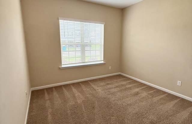222 Skyway Drive Gallery 4