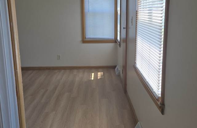 7221 W. Tripoli Ave - East Gallery 3