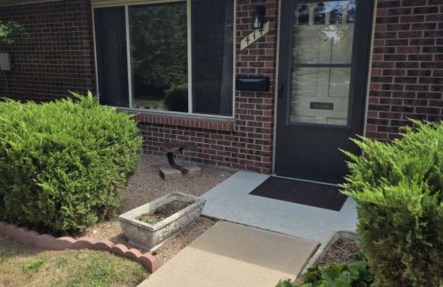 414 East Thunderbird Drive - 1 photos photos